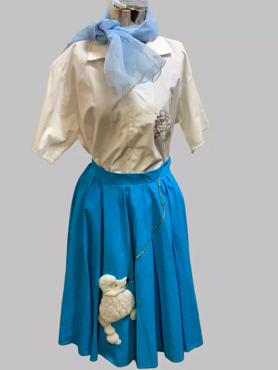 1950's Fifties Poodle Skirts & Outfits - Preowned