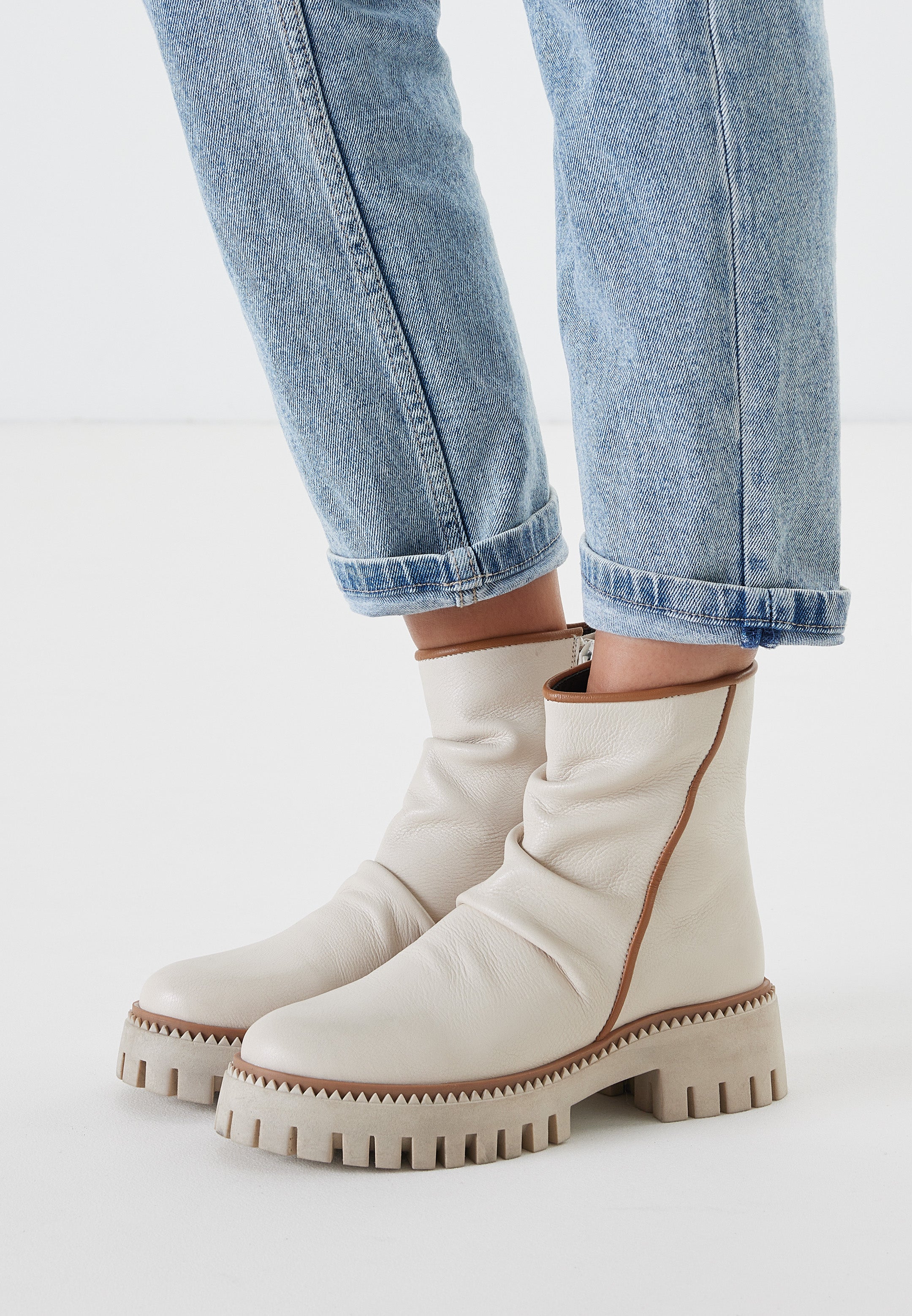 Dames Boots 85.614 Off-White