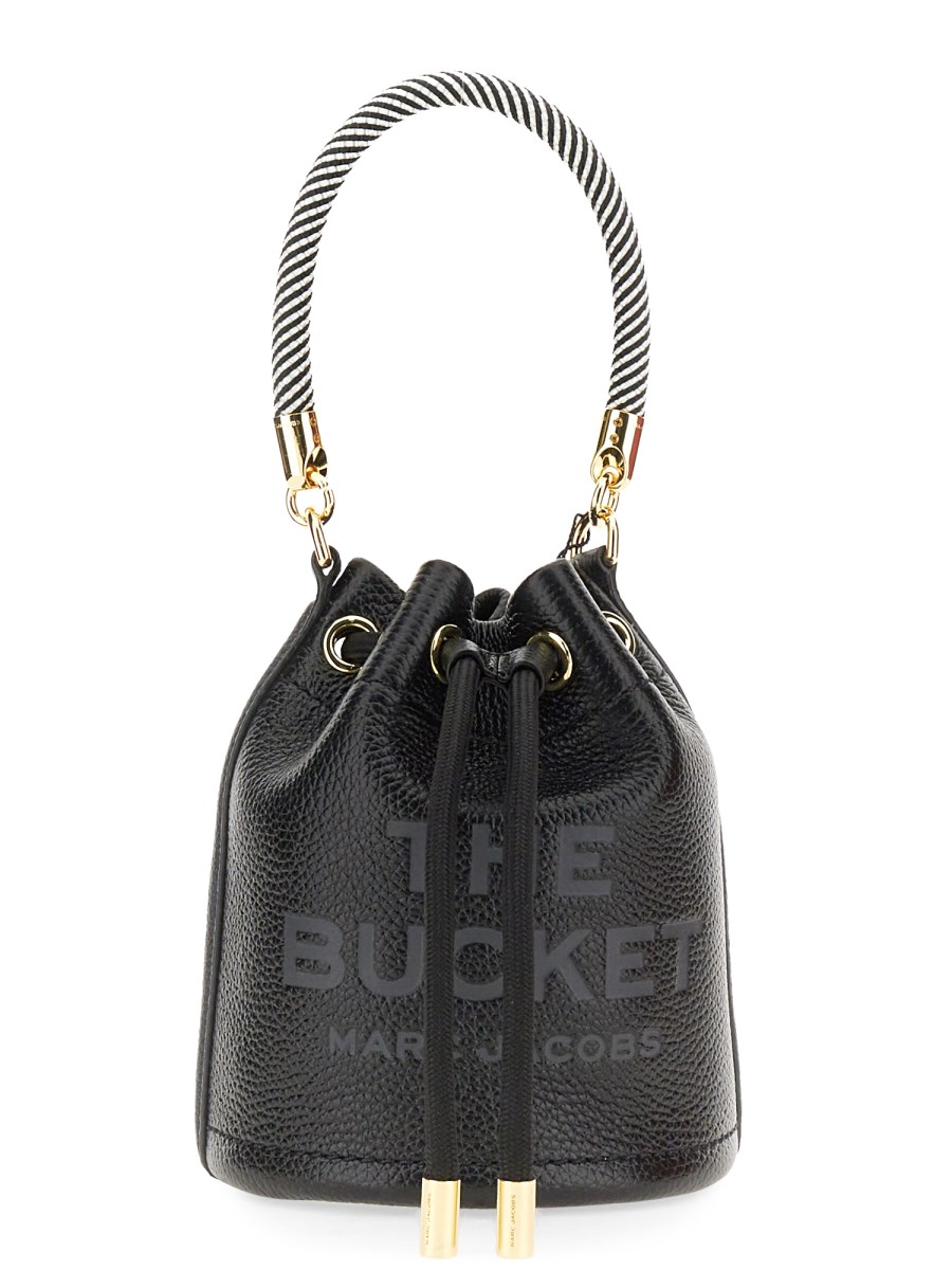 MARC JACOBS    MINI LEATHER THE BUCKET BAG